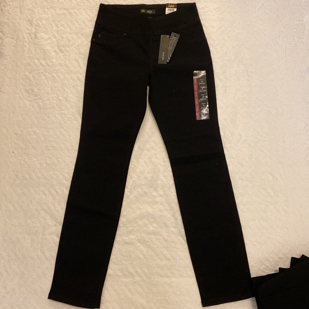 ⭐️⭐️FREE⭐️⭐️ Bundle!!! 3 pairs of black jeans - Picture 7 of 8